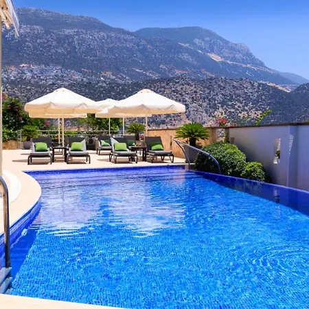 Korsan * Kalkan